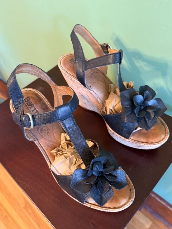 Born Shoes - BORN Black Leather Flower Cork Wedge size 9